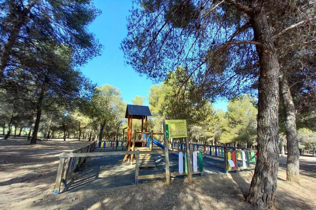 Chalet Con Piscina En Entorno Idilico La Zubia  Bagian luar foto