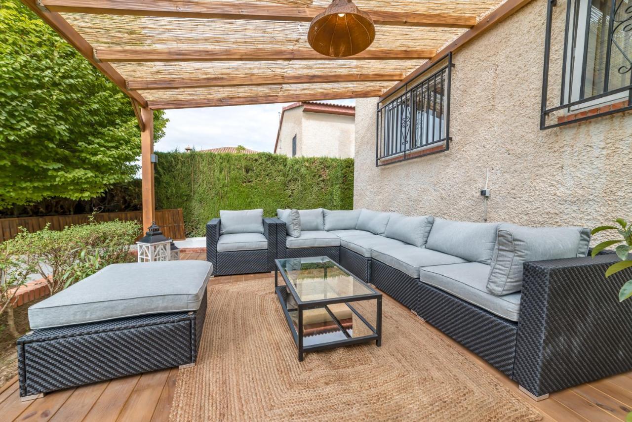 Chalet Con Piscina En Entorno Idilico La Zubia  Bagian luar foto
